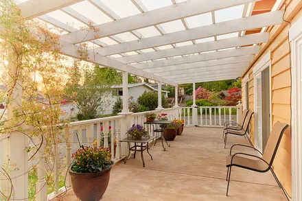 Covered outside common area — 19860 15th Ave NW, Shoreline