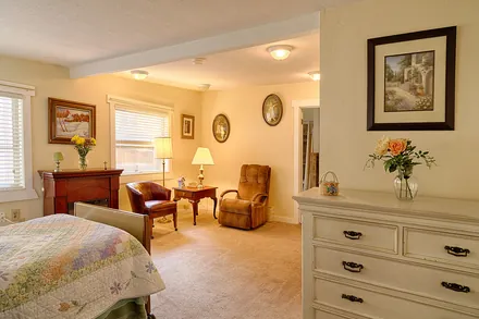 Bedroom 1 suite — 19860 15th Ave NW, Shoreline