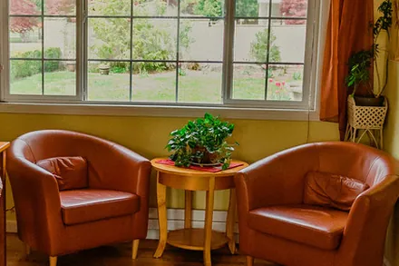 Private seating area — 1435 NW 188th St, Shoreline