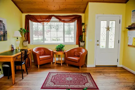 Entry — 1435 NW 188th St, Shoreline